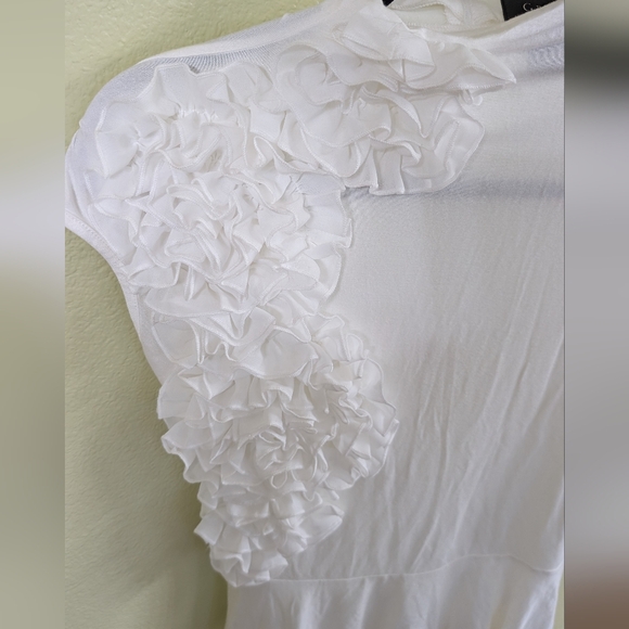 Gracia Ivory Ruffle Blouse - Picture 2 of 6